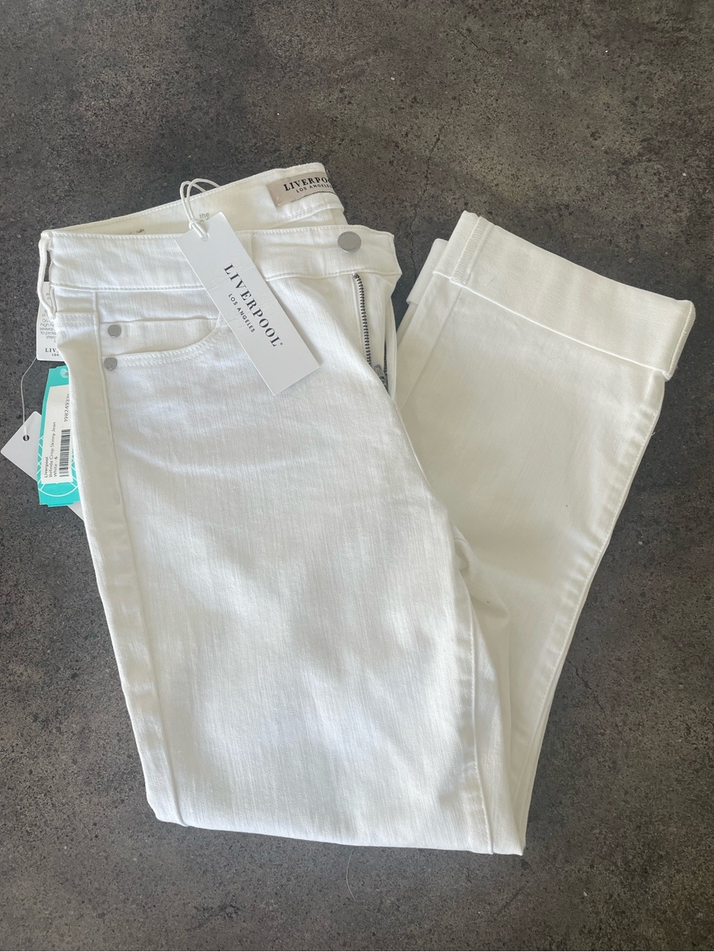 Liverpool Women's White “the Crop” cropped Jeans